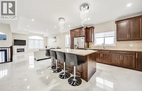 1649 Barkley Avenue Windsor ON N8P 0E8
