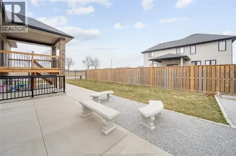 1649 Barkley Avenue Windsor ON N8P 0E8