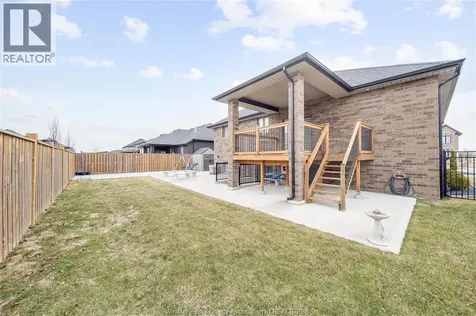 1649 Barkley Avenue Windsor ON N8P 0E8