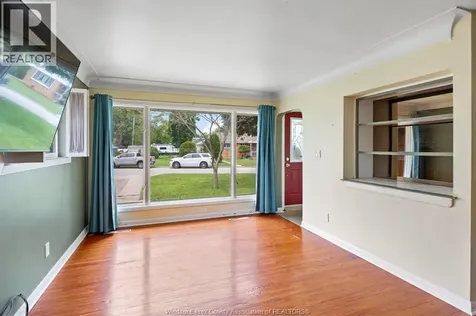 885 Isack Drive Windsor ON N8S 3W6