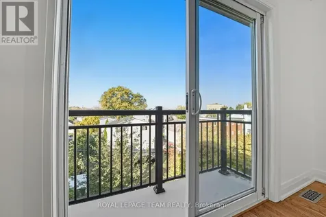 1512 Clementine Boulevard Ottawa ON K1H 8E9