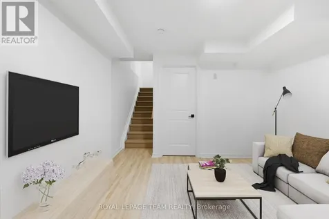 1512 Clementine Boulevard Ottawa ON K1H 8E9
