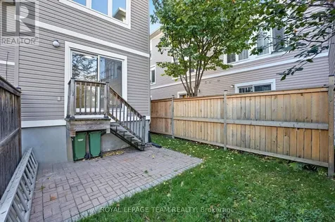 1512 Clementine Boulevard Ottawa ON K1H 8E9