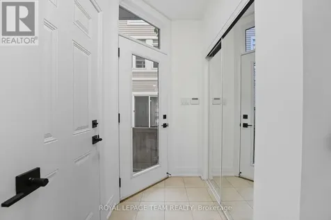 1512 Clementine Boulevard Ottawa ON K1H 8E9