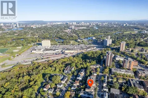 1512 Clementine Boulevard Ottawa ON K1H 8E9