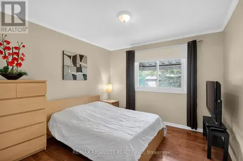 9 Mac Storey Street Ottawa ON K0A 2Z0