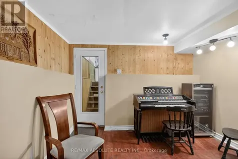 9 Mac Storey Street Ottawa ON K0A 2Z0