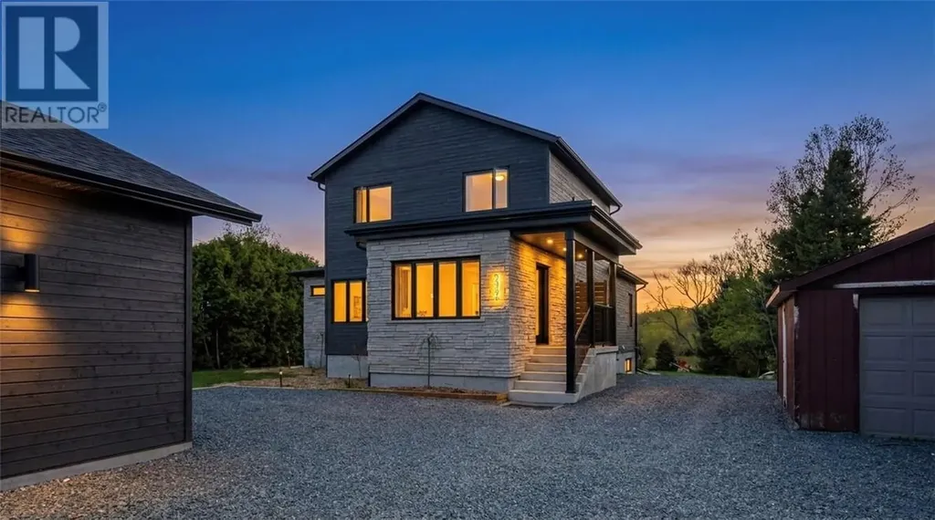 2303 Treeview Road Sudbury ON P3E 5C7