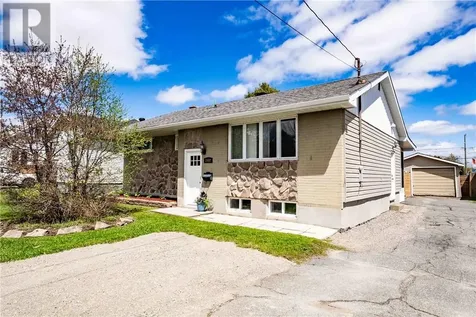 1082 Mcallister Avenue Sudbury ON P3A 2Y8