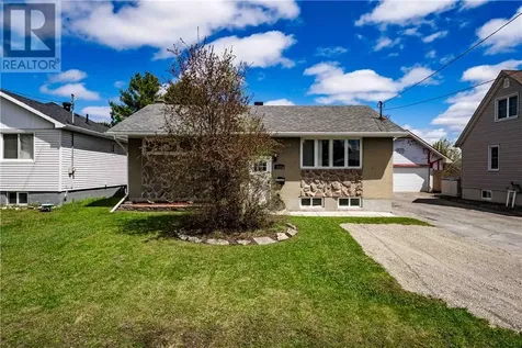1082 Mcallister Avenue Sudbury ON P3A 2Y8