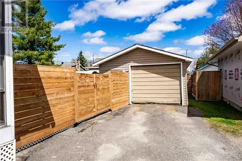 1082 Mcallister Avenue Sudbury ON P3A 2Y8