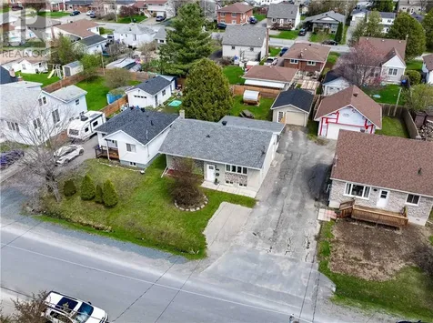 1082 Mcallister Avenue Sudbury ON P3A 2Y8