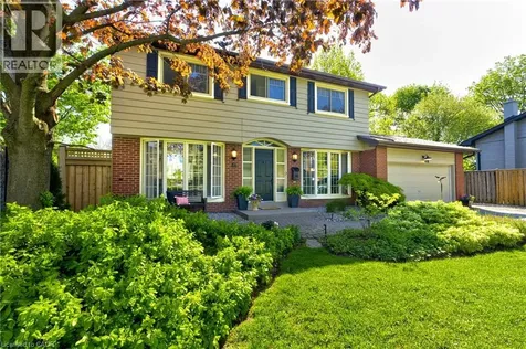 418 Southland Crescent Oakville ON L6L 3N8