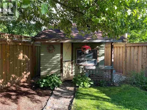 418 Southland Crescent Oakville ON L6L 3N8
