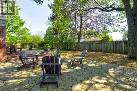 418 Southland Crescent Oakville ON L6L 3N8