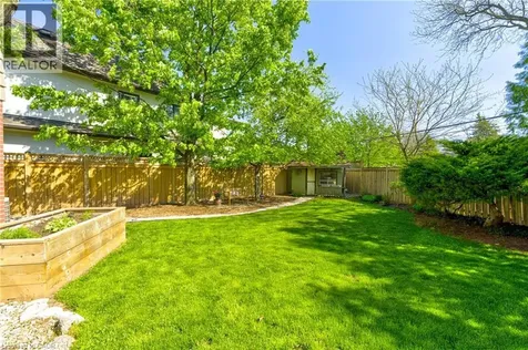 418 Southland Crescent Oakville ON L6L 3N8