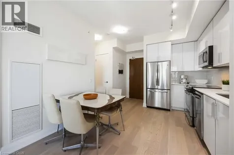 2212 Lake Shore Boulevard West Etobicoke ON M8V 0C2