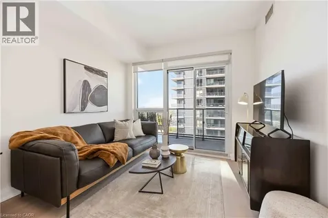 2212 Lake Shore Boulevard West Etobicoke ON M8V 0C2