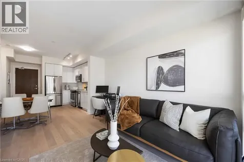 2212 Lake Shore Boulevard West Etobicoke ON M8V 0C2