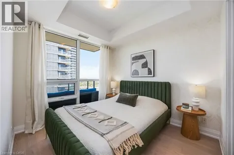 2212 Lake Shore Boulevard West Etobicoke ON M8V 0C2