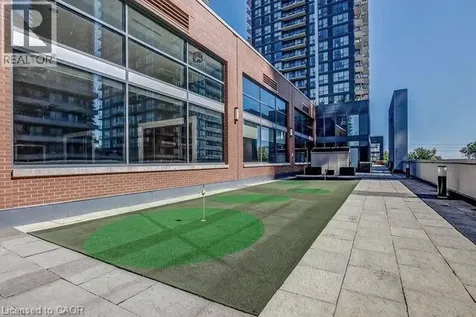 2212 Lake Shore Boulevard West Etobicoke ON M8V 0C2