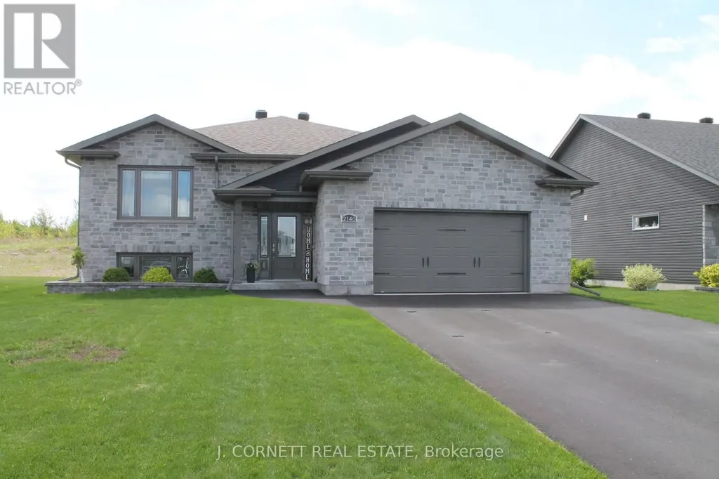 2140 Burke Avenue East Cornwall ON K6H 5B4