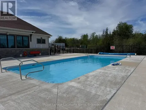 5 Spooner Crescent Collingwood ON L9Y 1T3