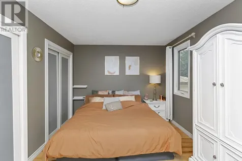 425 Chelsea Crescent Thunder Bay ON P7B 5P8