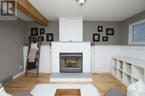 425 Chelsea Crescent Thunder Bay ON P7B 5P8