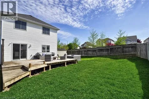 32 Kroeger Crescent Cambridge ON N3C 4J7
