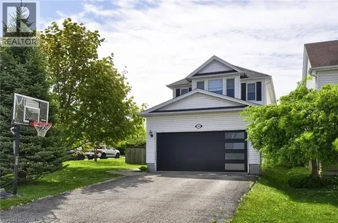 32 Kroeger Crescent Cambridge ON N3C 4J7