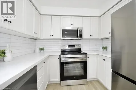 32 Kroeger Crescent Cambridge ON N3C 4J7