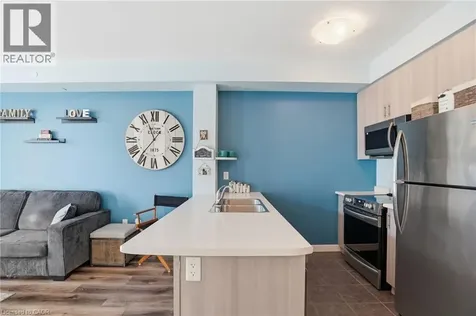 125 Shoreview Place Stoney Creek ON L8E 0K3