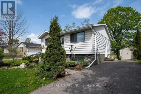 13 Coyle Crescent Selwyn ON K0L 2H0