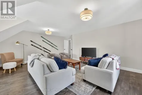 205 Yellow Birch Crescent Blue Mountains ON L9Y 0Z3