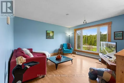 46 Maple Golf Crescent Northern Bruce Peninsula ON N0H 2R0