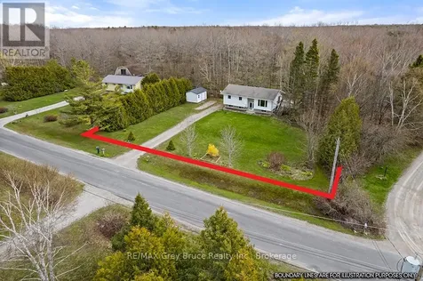 46 Maple Golf Crescent Northern Bruce Peninsula ON N0H 2R0