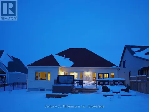 108 Creekwood Court Blue Mountains ON L9Y 0V1