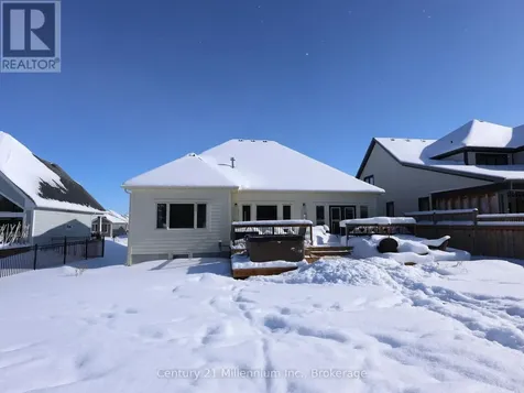 108 Creekwood Court Blue Mountains ON L9Y 0V1