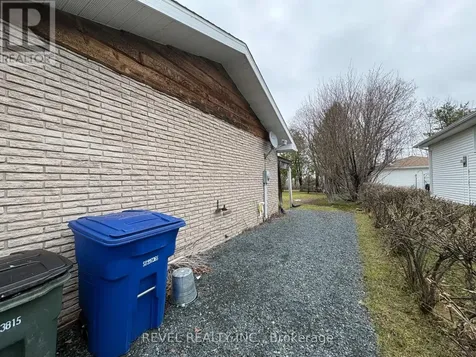 452 Eleventh Avenue Cochrane ON P0L 1C0