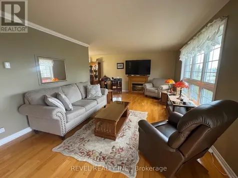 452 Eleventh Avenue Cochrane ON P0L 1C0