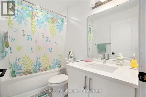 390 Rolling Meadow Crescent Ottawa ON K1W 0B1