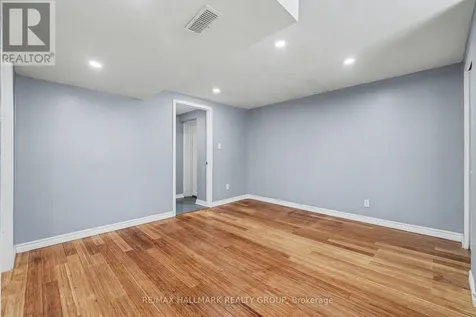 1307 Vancouver Avenue Ottawa ON K1V 6T8
