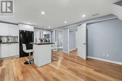 1307 Vancouver Avenue Ottawa ON K1V 6T8
