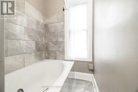 84 Second Avenue Ottawa ON K1S 2H5