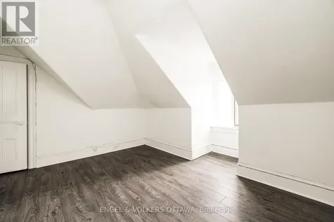 84 Second Avenue Ottawa ON K1S 2H5