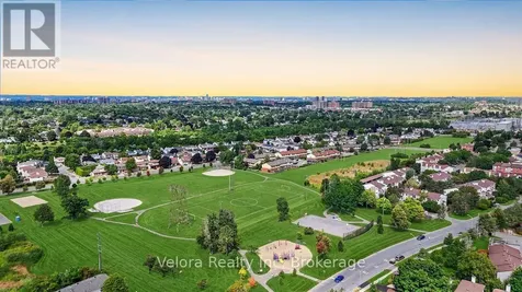 8A Shehyn Lane Ottawa ON K2G 4Y3