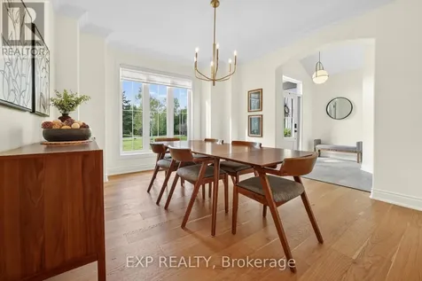 124 Wilbert Cox Drive Ottawa ON K0A 1L0