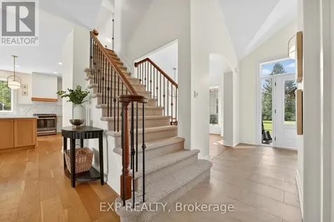 124 Wilbert Cox Drive Ottawa ON K0A 1L0