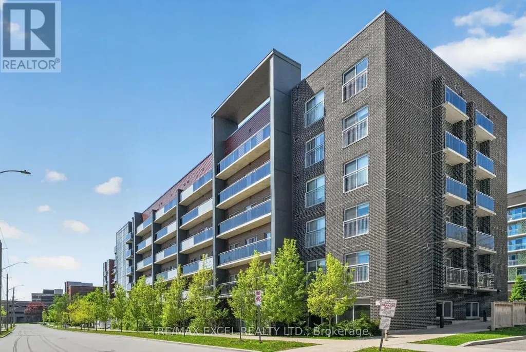 251 Hemlock Street Waterloo ON N2L 3R4